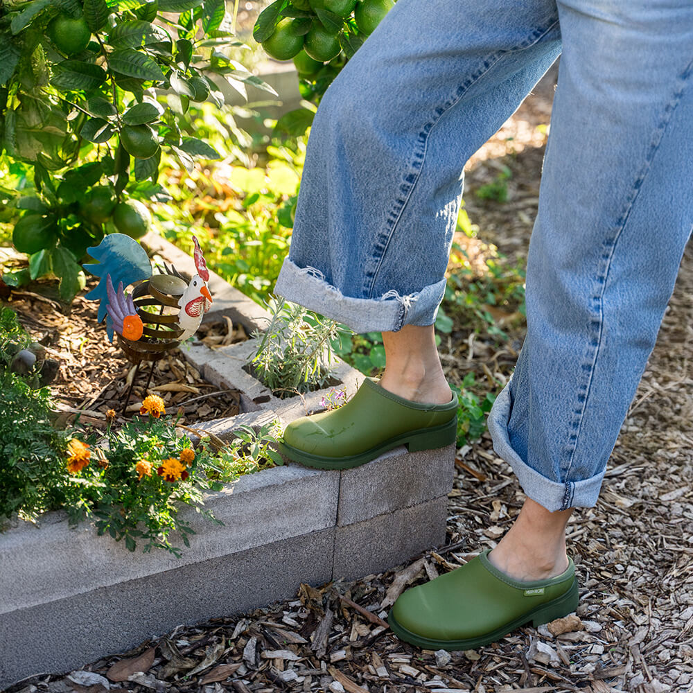 Billie Clog // Bright Olive [Retired] - Image 9